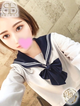 れんか【美白美肌の清楚美人】