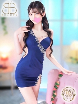 ここな【華やかなモデル系美女】