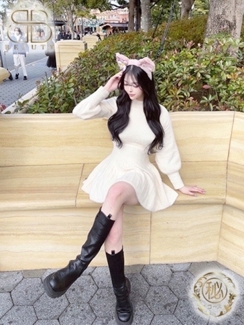 のん【モデル系黒髪美白美人】2