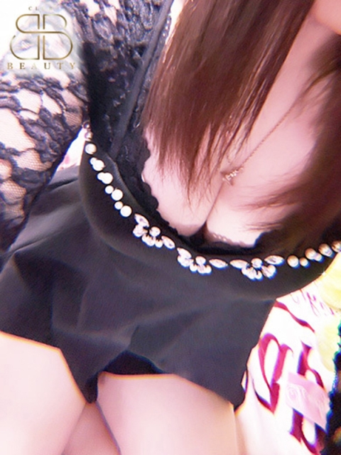 あのん【禁断の経験愛嬌抜群美女】4