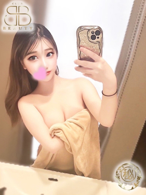 うらら【18歳♡潮吹き小柄巨乳】4