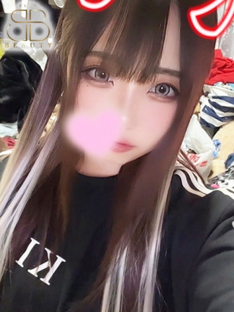 あのん【禁断の経験愛嬌抜群美女】