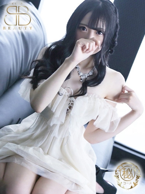 かりな【誰もが納得の超絶美女】